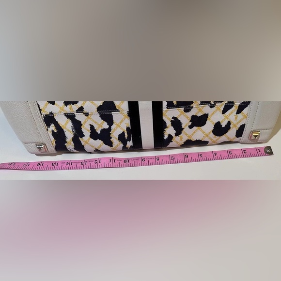 L.A.M.B Gwen Stefani Lg Leopard Print Top Handle Satchel - Picture 12 of 12